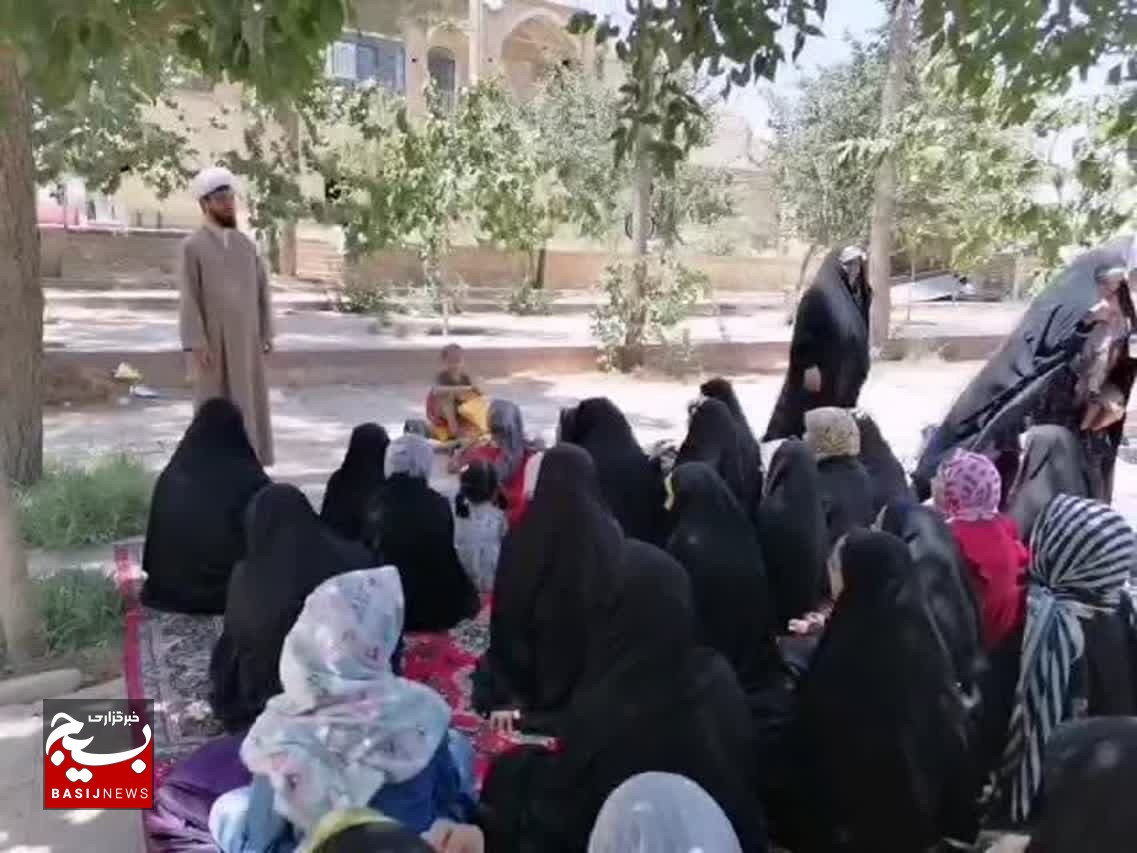اردوی دختران پایگاه حضرت خدیجه(س) در شهرستان کهک قم اردوی دختران پایگاه حضرت خدیجه(س) در شهرستان کهک قم