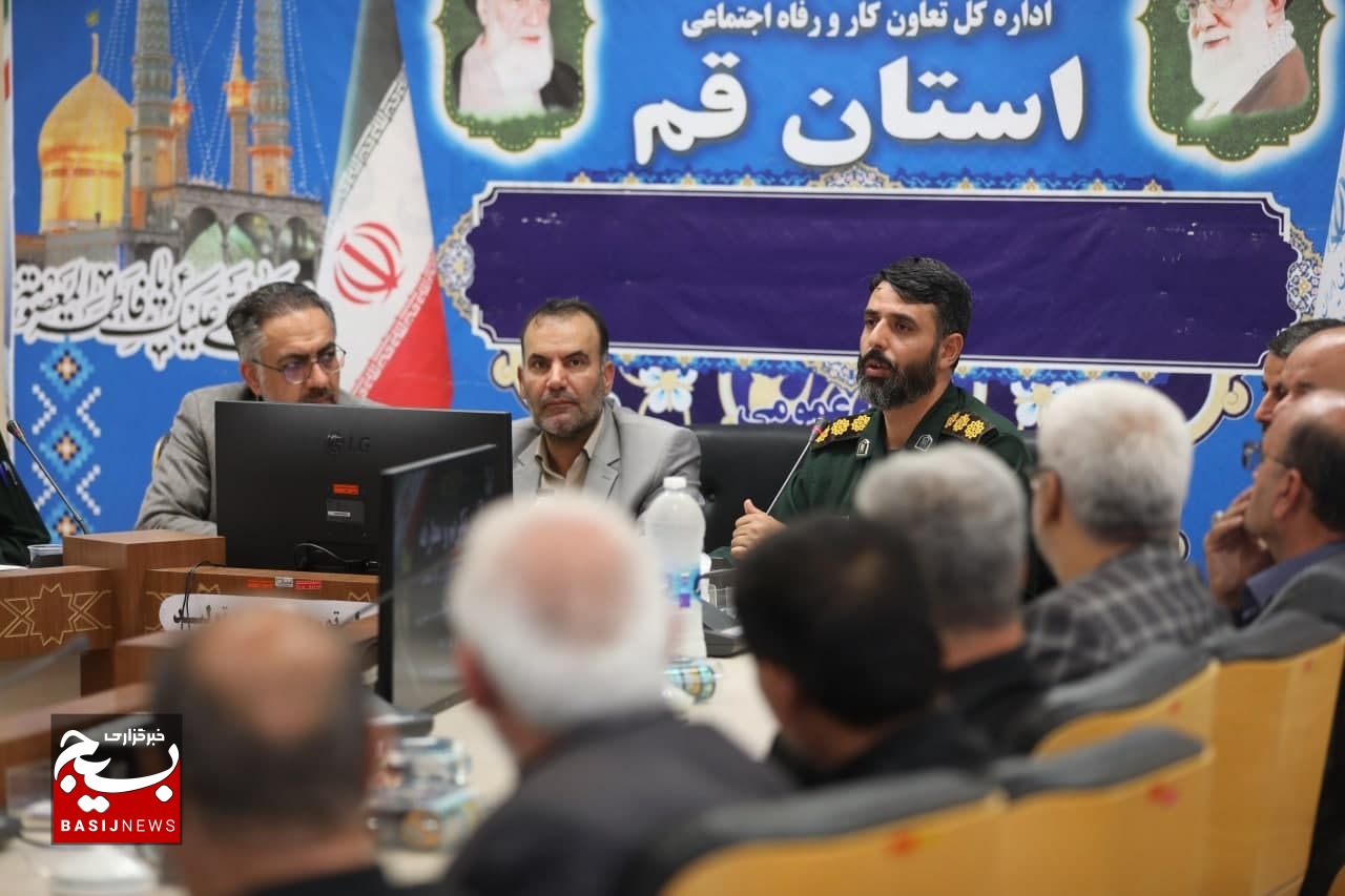 رشد و رونق تولید رسالت بزرگ جامعه کارگری در تحقق تمدن نوین اسلامی است رشد و رونق تولید رسالت بزرگ جامعه کارگری در تحقق تمدن نوین اسلامی است