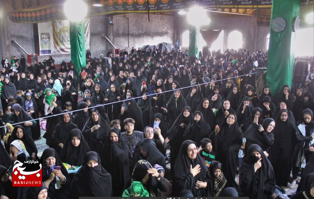 همایش بزرگ شیرخوارگان حسینی در اشتهارد برگزار شد همایش بزرگ شیرخوارگان حسینی در اشتهارد برگزار شد