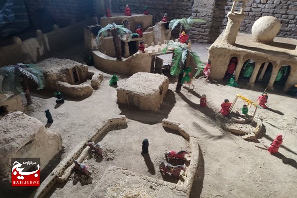 برپایی بزرگترین نمایشگاه ویژه ایام محرم در روستای تکه نهاوند برپایی بزرگترین نمایشگاه ویژه ایام محرم در روستای تکه نهاوند