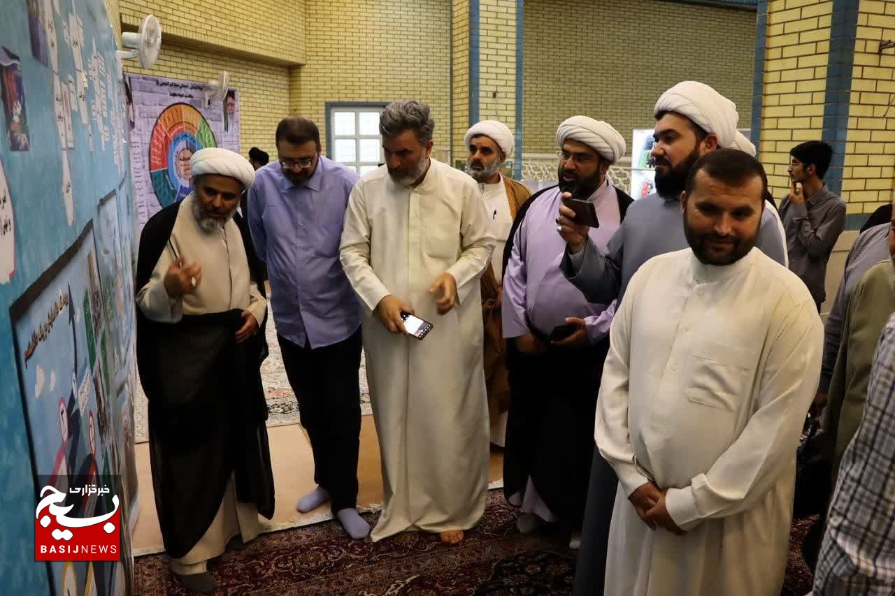 بازدید امامان جمعه و جماعت کشور سوریه از مسجد امیرالمؤمنین(ع) قم بازدید امامان جمعه و جماعت کشور سوریه از مسجد امیرالمؤمنین(ع) قم