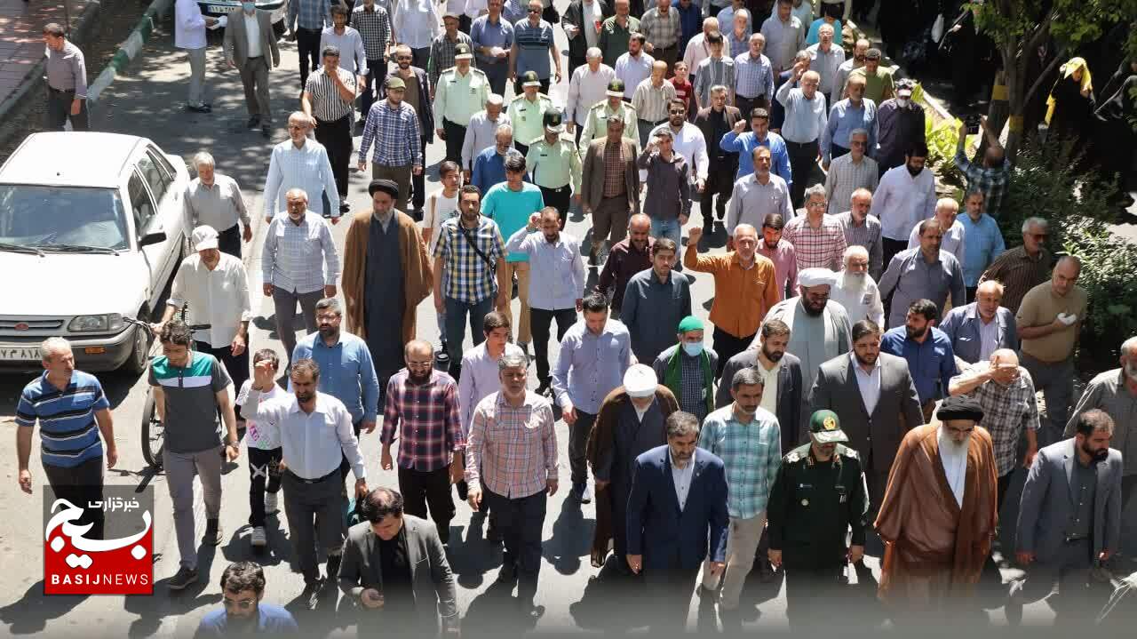 تجمع اعتراضی محکومیت هتک حرمت و سوزاندن قرآن کریم در سوئد تجمع اعتراضی محکومیت هتک حرمت و سوزاندن قرآن کریم در سوئد
