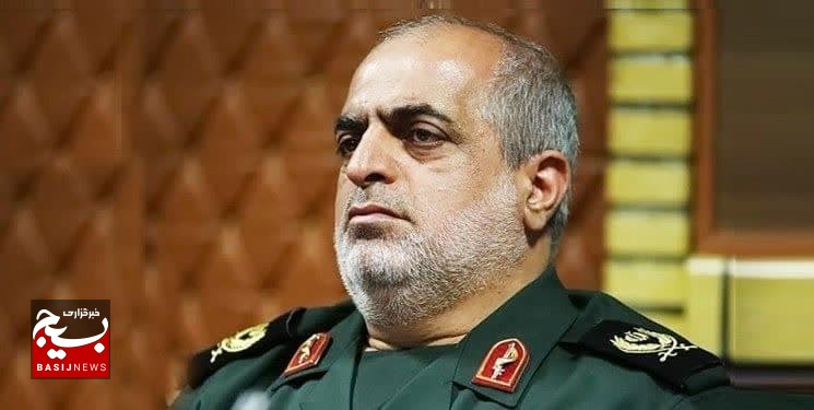 دشمن در پی جدایی نسل جوان از راه شهدا است دشمن در پی جدایی نسل جوان از راه شهدا است