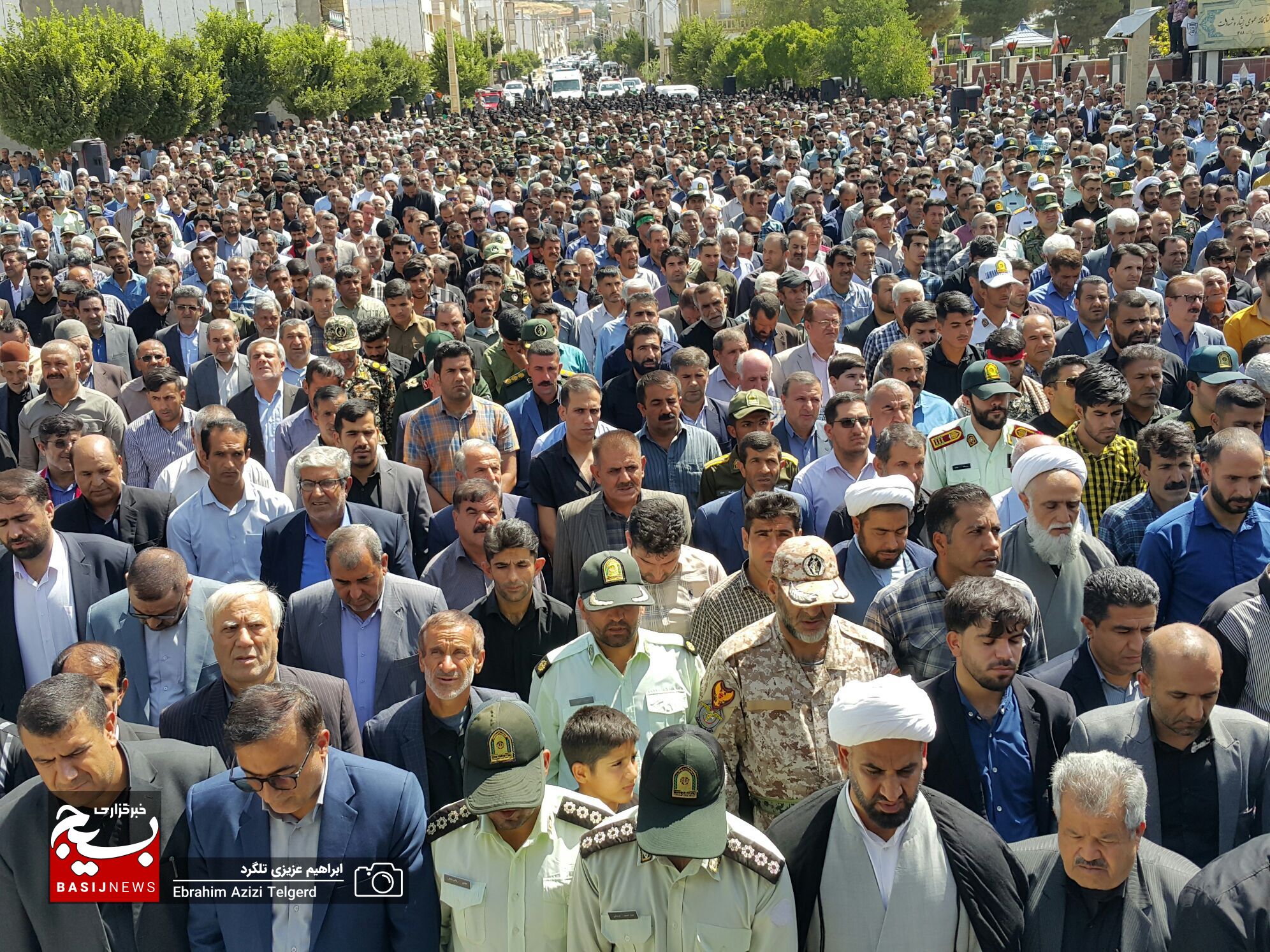مراسم تشییع و خاکسپاری باشکوه شهید مدافع امنیت در یاسوج از دریچه دوربین خبرنگار بسیج + ( تصاویر )