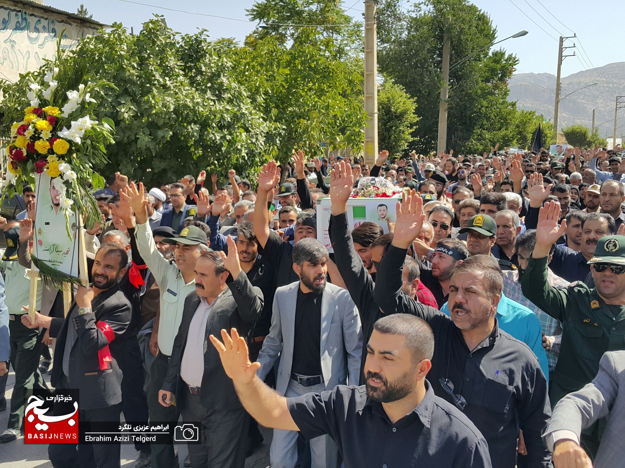 مراسم تشییع و خاکسپاری باشکوه شهید مدافع امنیت در یاسوج از دریچه دوربین خبرنگار بسیج + ( تصاویر )