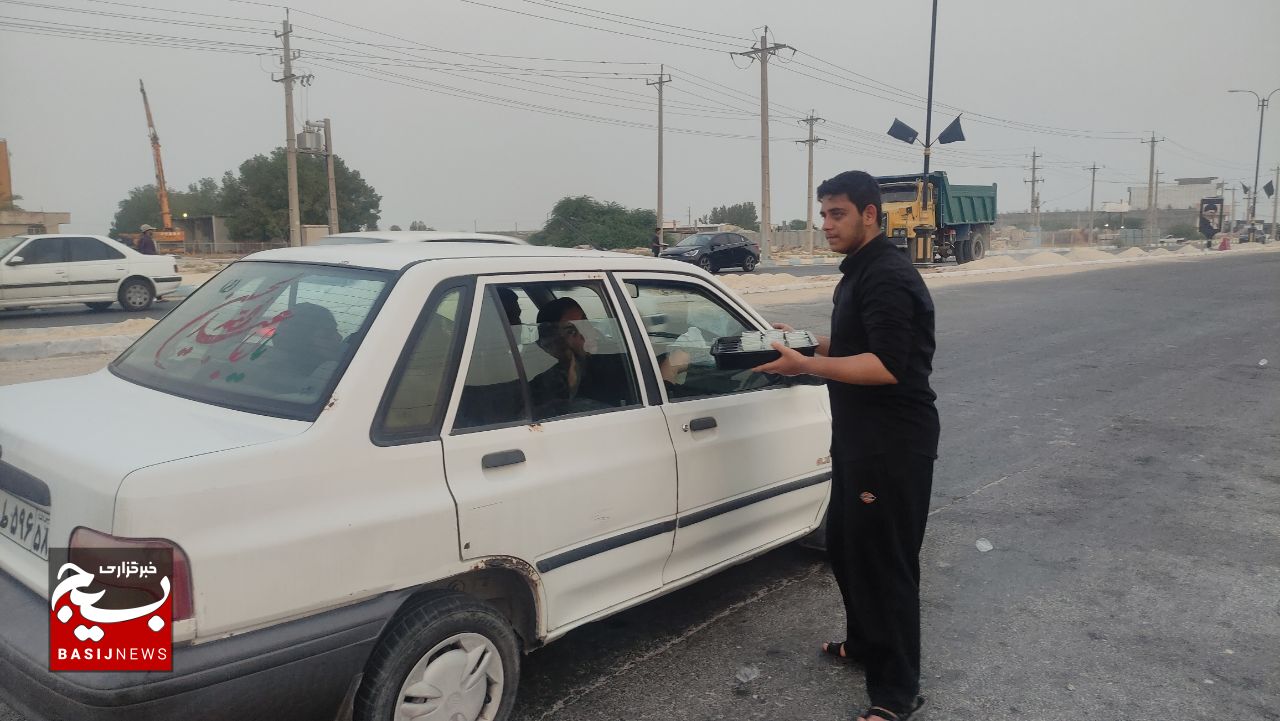 موکب خادم الشهدا در دیر برپاشد موکب خادم الشهدا در دیر برپاشد