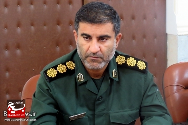 آزادگان الگوی مثال زدنی صبر و استقامت هستند. آزادگان الگوی مثال زدنی صبر و استقامت هستند.