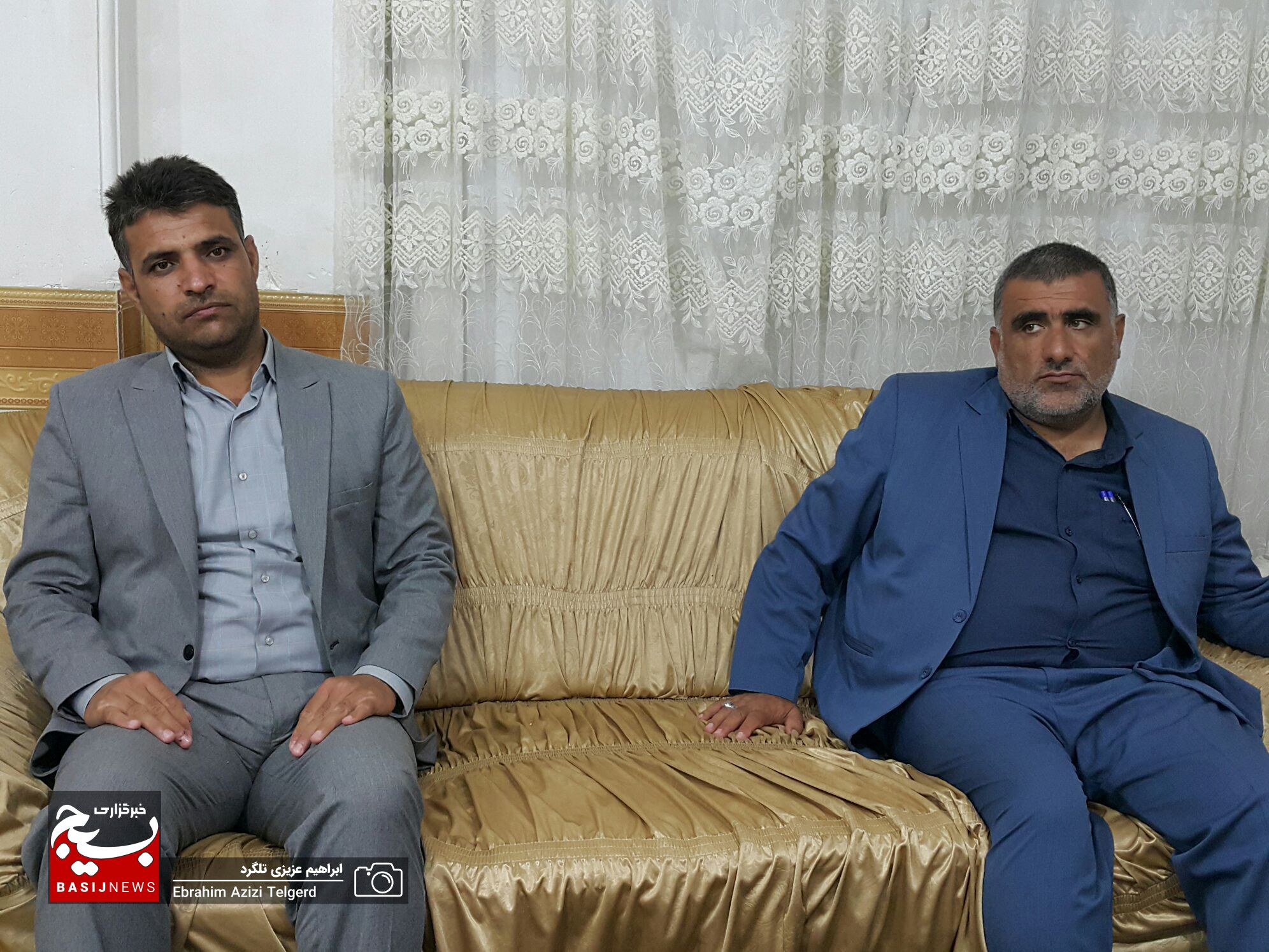 دیدار و عیادت فرمانده تیپ ۴۸ فتح از یک جانباز در یاسوج دیدار و عیادت فرمانده تیپ ۴۸ فتح از یک جانباز در یاسوج