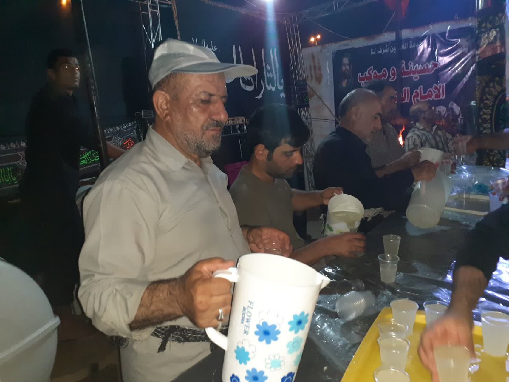موکبی برای خدمت رسانی به زائرین اربعین حسینی/ از یاسوج تا کربلا موکبی برای خدمت رسانی به زائرین اربعین حسینی/ از یاسوج تا کربلا