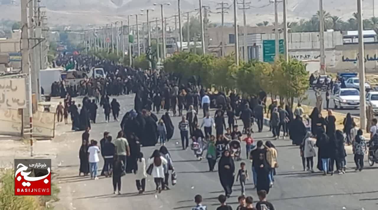 حماسهآفرینی جاماندگان و اربعینیهای حسینی در قیر وکارزین حماسهآفرینی جاماندگان و اربعینیهای حسینی در قیر وکارزین
