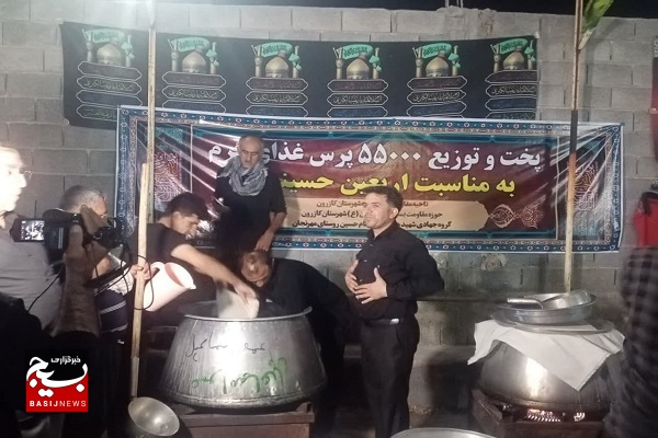 بیش از ۱۰۰ هزار دست غذا در ماه محرم و صفر طبخ شد
