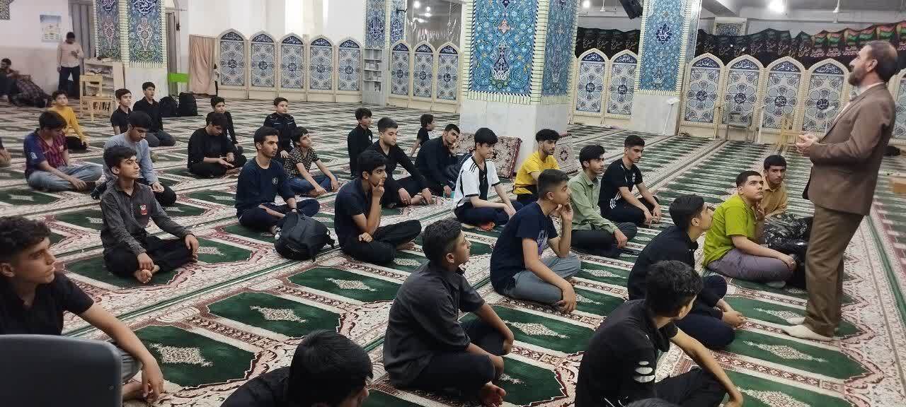 اعزام ۱۰۰ دانش آموز کهگیلویه و بویراحمد به پیاده روی اربعین حسینی/ اولین کاروان از کهگیلویه اعزام شد اعزام ۱۰۰ دانش آموز کهگیلویه و بویراحمد به پیاده روی اربعین حسینی/ اولین کاروان از کهگیلویه اعزام شد