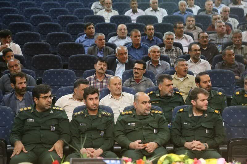 تجلیل از پیشکسوتان جهاد و مقاومت در شهرستان گچساران تجلیل از پیشکسوتان جهاد و مقاومت در شهرستان گچساران