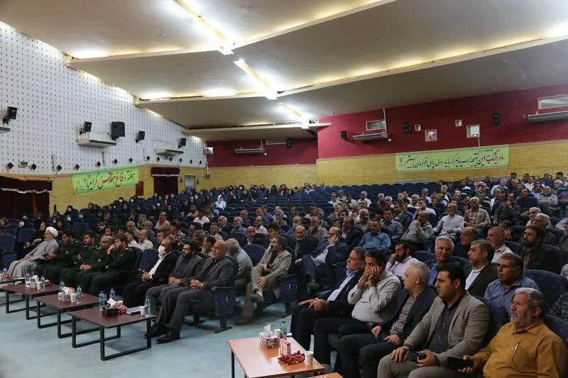 تجلیل از پیشکسوتان جهاد و مقاومت در شهرستان گچساران تجلیل از پیشکسوتان جهاد و مقاومت در شهرستان گچساران