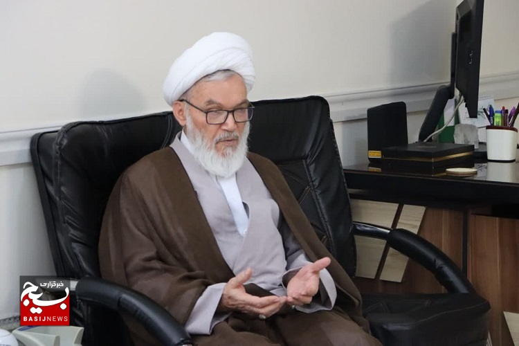 هدف دشمن بدبین کردن ملت ایران نسبت به انتخابات است/ امیدافزایی مهمترین سرمایه مردمی هدف دشمن بدبین کردن ملت ایران نسبت به انتخابات است/ امیدافزایی مهمترین سرمایه مردمی