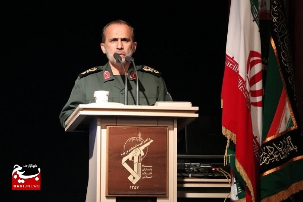 حفظ انسجام و آمادگی در بسیج با برنامه ریزی مستمر فرماندهان امکان پذیر است/ موفقیت در هر زمینهای با روحیه بسیجی تضمین میشود +تصاویر حفظ انسجام و آمادگی در بسیج با برنامه ریزی مستمر فرماندهان امکان پذیر است/ موفقیت در هر زمینهای با روحیه بسیجی تضمین میشود +تصاویر