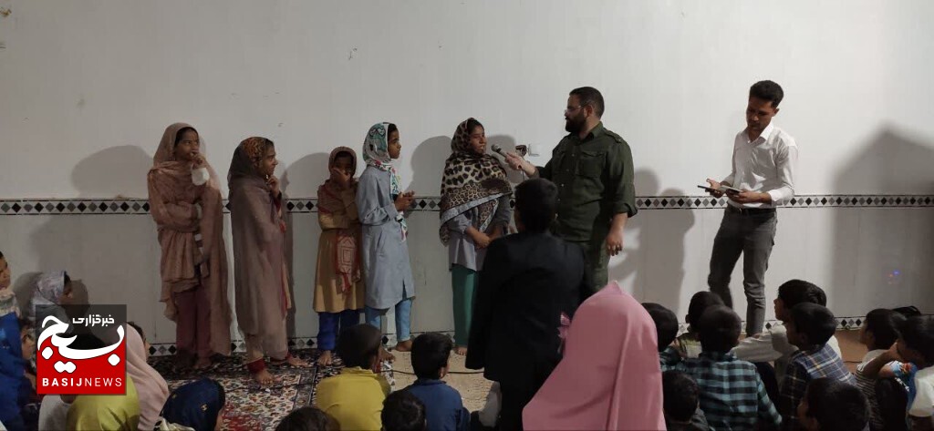 بهره مندی قریب به ۱۵۰۰ نفر از اهالی روستاهای مرزی نهبندان از خدمات ۲۰ جهادگر بهره مندی قریب به ۱۵۰۰ نفر از اهالی روستاهای مرزی نهبندان از خدمات ۲۰ جهادگر