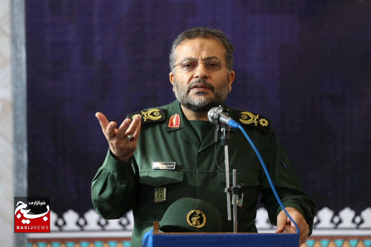 انگلیسی ها با دروغ لقب خانی به رضا پالانی دادند / انقلاب اسلامی بزرگترین انقلاب تاریخ بشریت و سرآغاز یک دوره جدید در تاریخ است انگلیسی ها با دروغ لقب خانی به رضا پالانی دادند / انقلاب اسلامی بزرگترین انقلاب تاریخ بشریت و سرآغاز یک دوره جدید در تاریخ است