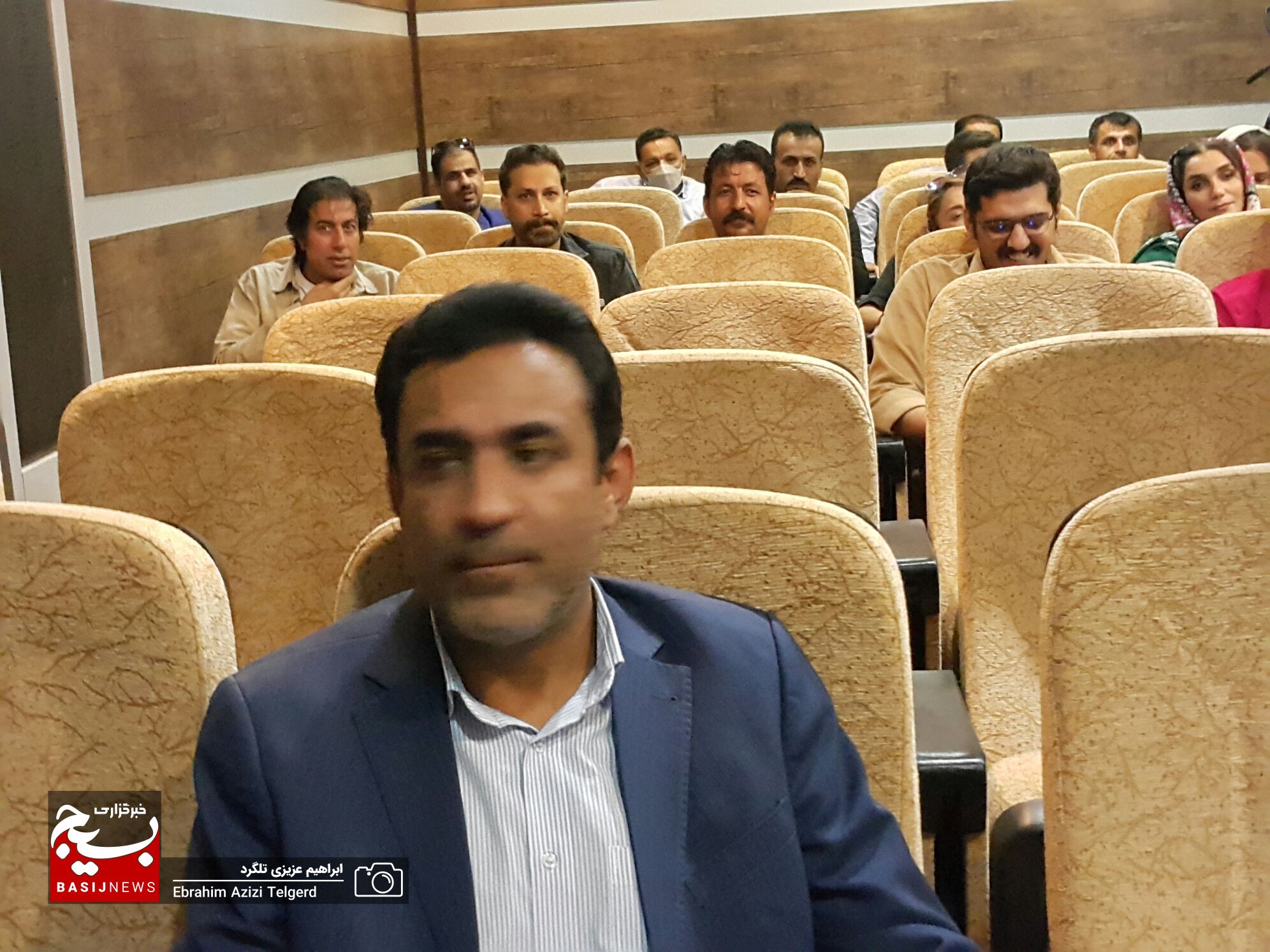 اکران پنج فیلم کارگران کهگیلویه و بویراحمدی در یاسوج + ( تصاویر) اکران پنج فیلم کارگران کهگیلویه و بویراحمدی در یاسوج + ( تصاویر)