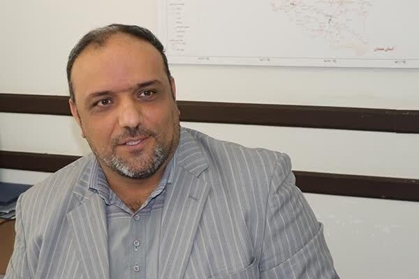 ۱۰۰نفر از متقاضیان نهضت ملی مسکن در شهر صائین قلعه در صف انتظار تامین زمین هستند ۱۰۰نفر از متقاضیان نهضت ملی مسکن در شهر صائین قلعه در صف انتظار تامین زمین هستند