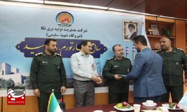 در عرصه اقتصادی نیازمند تفکر جهادی بسیج هستیم در عرصه اقتصادی نیازمند تفکر جهادی بسیج هستیم