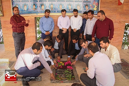 یادمان شهید گمنام با اعتبار ۴ میلیارد تومان در دهقاید در حال ساخت است یادمان شهید گمنام با اعتبار ۴ میلیارد تومان در دهقاید در حال ساخت است