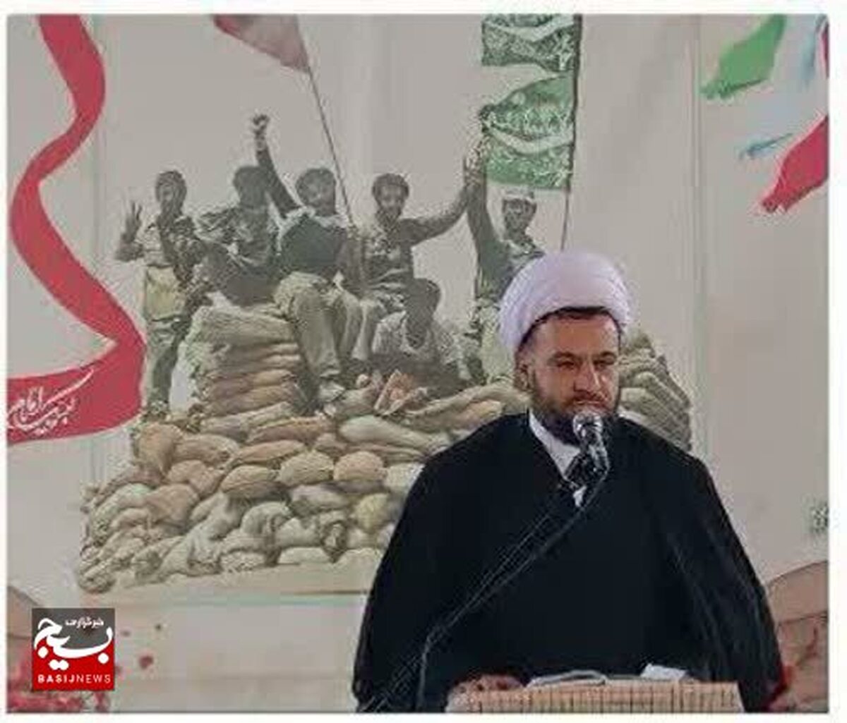 رسالت امروز ما عمل به سیره شهدا در ولایت پذیری است 
