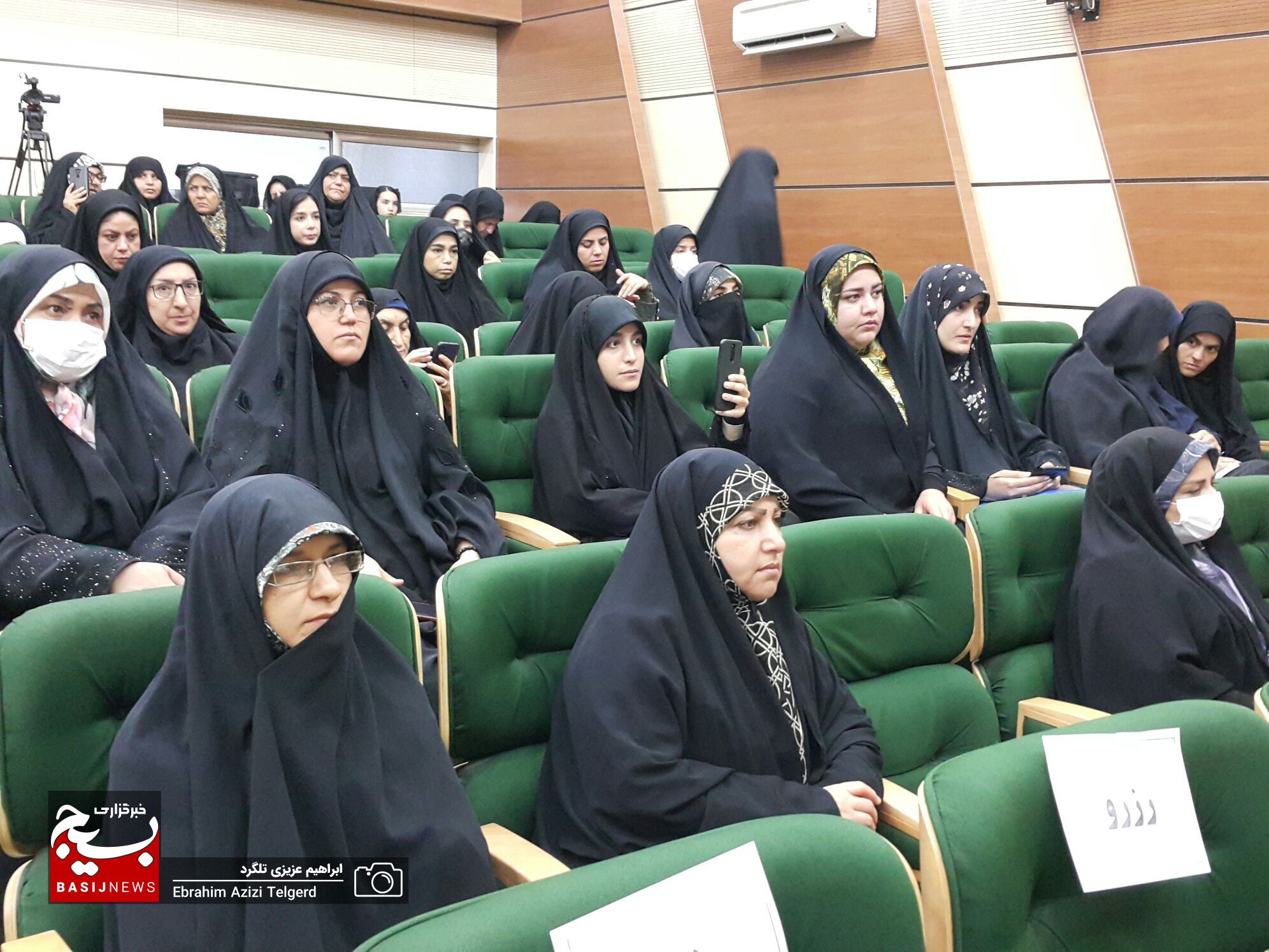 برگزیدگان فرهنگی هنری کهگیلویه و بویراحمد تجلیل شدند