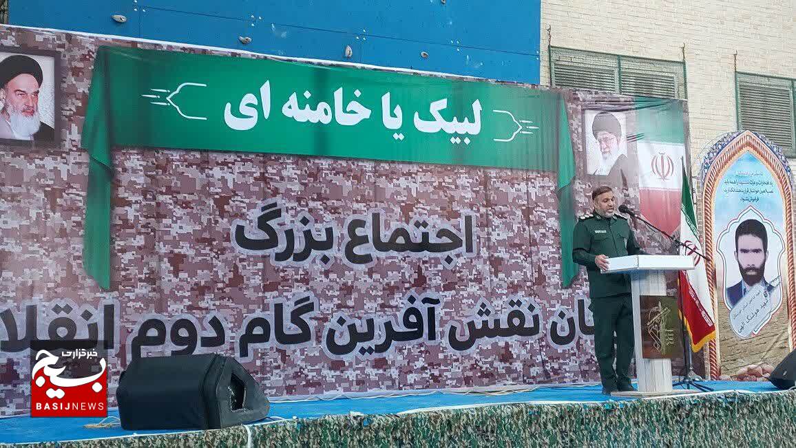 اجتماع ۲۵۰۰ نفری جوانان نقش آفرین در مسجدسلیمان اجتماع ۲۵۰۰ نفری جوانان نقش آفرین در مسجدسلیمان