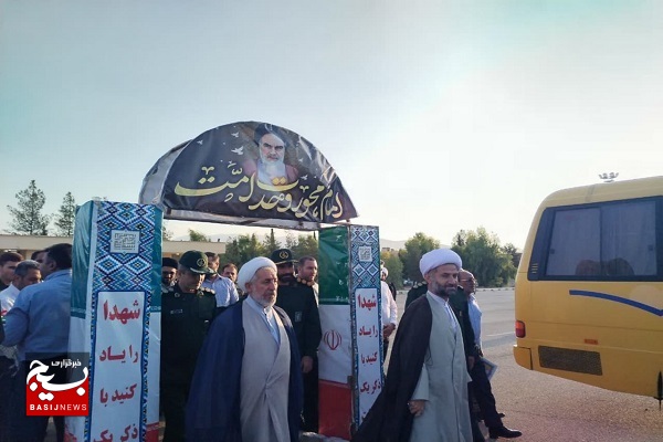 انقلاب و جمهوری اسلامی، هدف اصلی دشمن با تجمع همه ابرقدرتهای جهان در دفاع مقدس بود/ وجود الگو برای همه در فرهنگ دفاع مقدس انقلاب و جمهوری اسلامی، هدف اصلی دشمن با تجمع همه ابرقدرتهای جهان در دفاع مقدس بود/ وجود الگو برای همه در فرهنگ دفاع مقدس