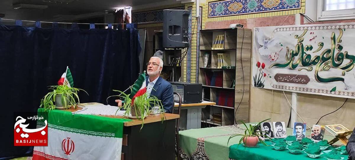 افتخار ما رزمندگان، سربازی ولی امر مسلمین است 