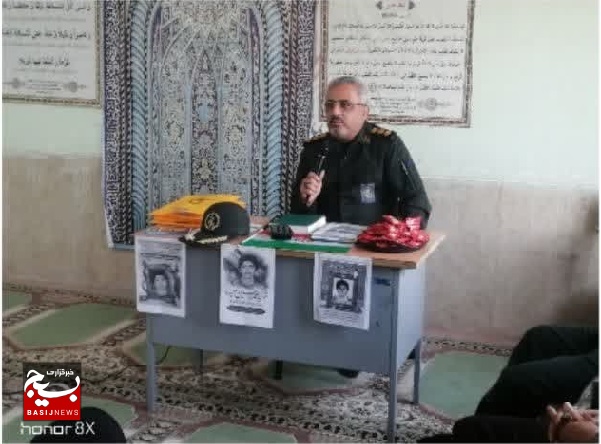 مراسم یادبود شهید فهمیده در مدرسه حجاب روستای محمدعامری برگزار شد مراسم یادبود شهید فهمیده در مدرسه حجاب روستای محمدعامری برگزار شد