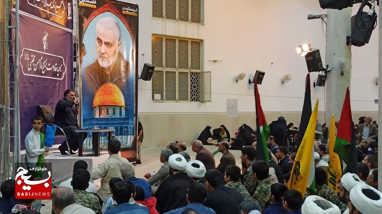 شهید سلیمانی پرچم مقاومت را در دنیا برافراشت