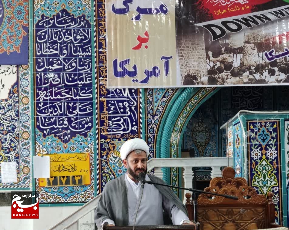 باید مانع تحریف تاریخ توسط دشمنان شویم باید مانع تحریف تاریخ توسط دشمنان شویم