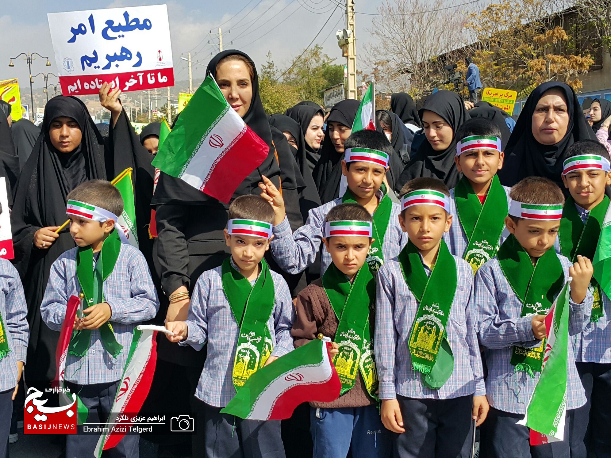 تصاویری باشکوه از راهپیمایی ۱۳ آبان‌ در یاسوج