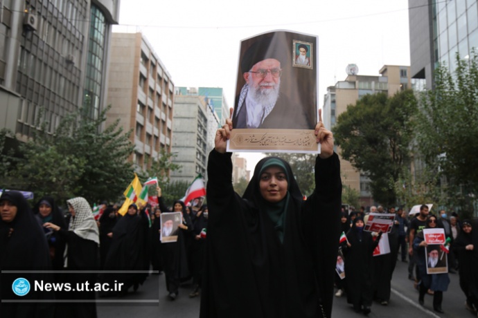 دانشگاهیان تهران در راهپیمایی ۱۳ آبان + تصویر دانشگاهیان تهران در راهپیمایی ۱۳ آبان + تصویر