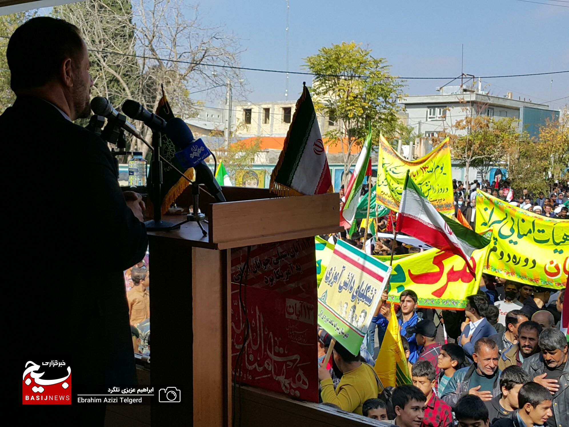 تصاویری باشکوه از راهپیمایی ۱۳ آبان‌ در یاسوج + (تصویر )