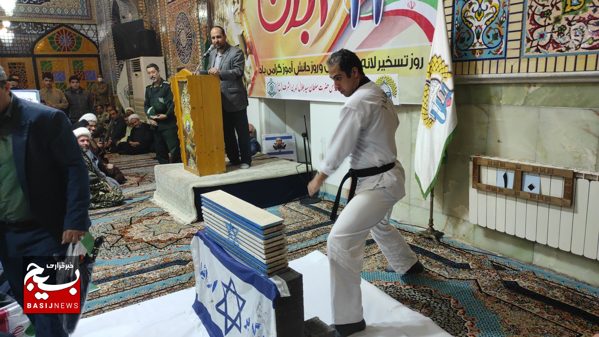 برگزاری راهپیمایی ۱۳ آبان؛ رور ملی استکبار ستیزی در مناطق مختلف گیلان برگزاری راهپیمایی ۱۳ آبان؛ رور ملی استکبار ستیزی در مناطق مختلف گیلان