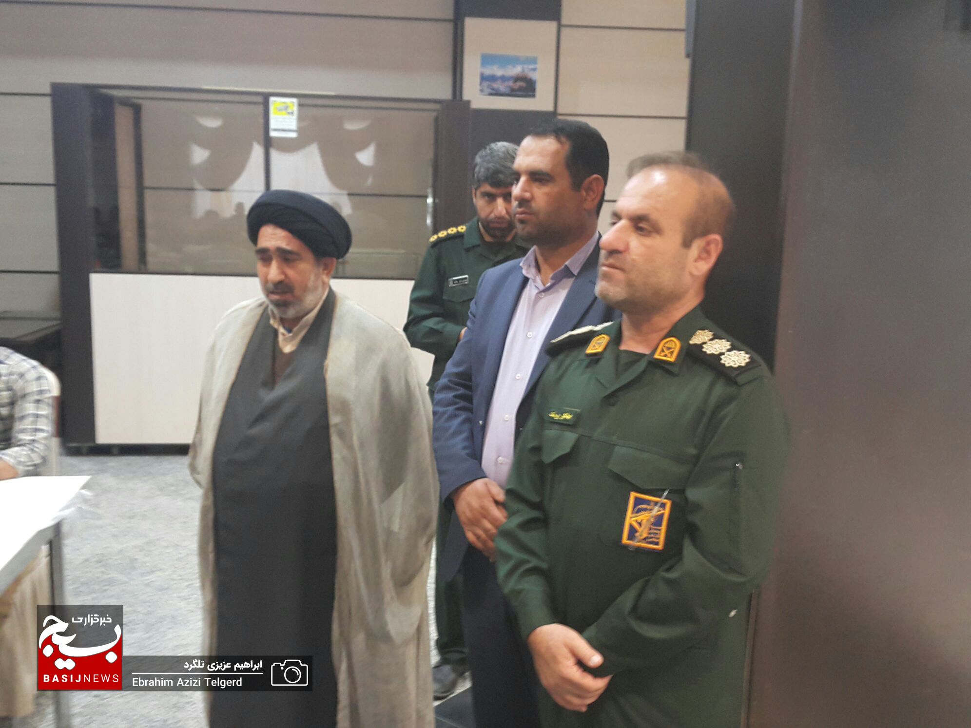 تجلیل از سربازان متاهل تیپ ۴۸ فتح کهگیلویه و بویراحمد تجلیل از سربازان متاهل تیپ ۴۸ فتح کهگیلویه و بویراحمد