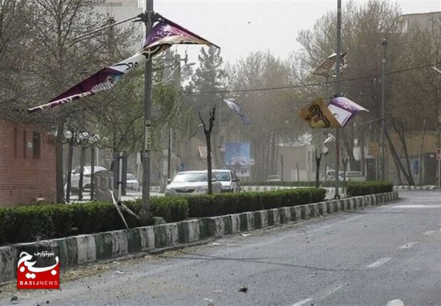 تندباد اردبیل را در مینوردد تندباد اردبیل را در مینوردد