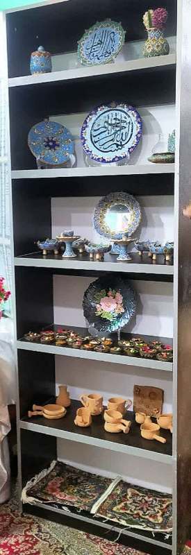 عاشق و دوستدار هنر هستم عاشق و دوستدار هنر هستم
