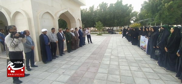 اعزام دختران دانش آموز دلواری به مناطق عملیاتی دفاع مقدس اعزام دختران دانش آموز دلواری به مناطق عملیاتی دفاع مقدس