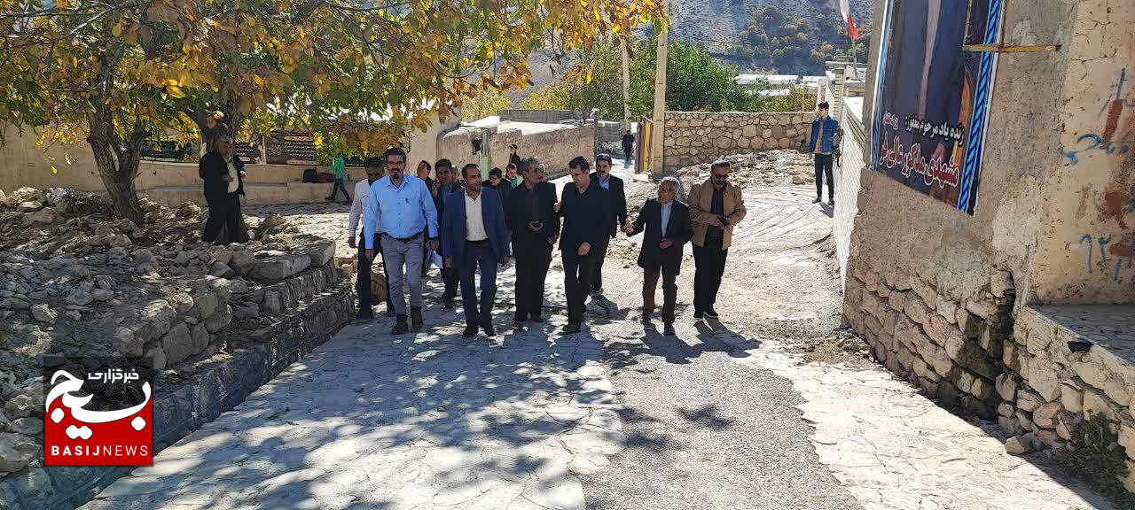 بازدید میدانی معاون عمرانی استاندار از روستای بهرام بیگی بخش پاتاوه بازدید میدانی معاون عمرانی استاندار از روستای بهرام بیگی بخش پاتاوه