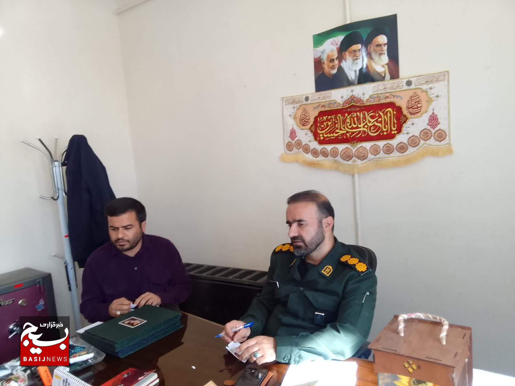 تجلیل از مربیان و عوامل اجرایی طرح یاوران ولایت بسیج دانش آموزی استان تجلیل از مربیان و عوامل اجرایی طرح یاوران ولایت بسیج دانش آموزی استان