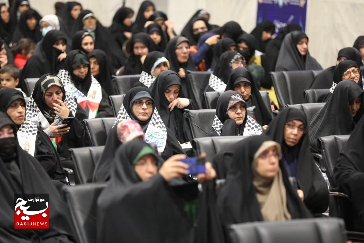 سازماندهی هزار و ۳۰۰ گروه جهادی در استان قم سازماندهی هزار و ۳۰۰ گروه جهادی در استان قم