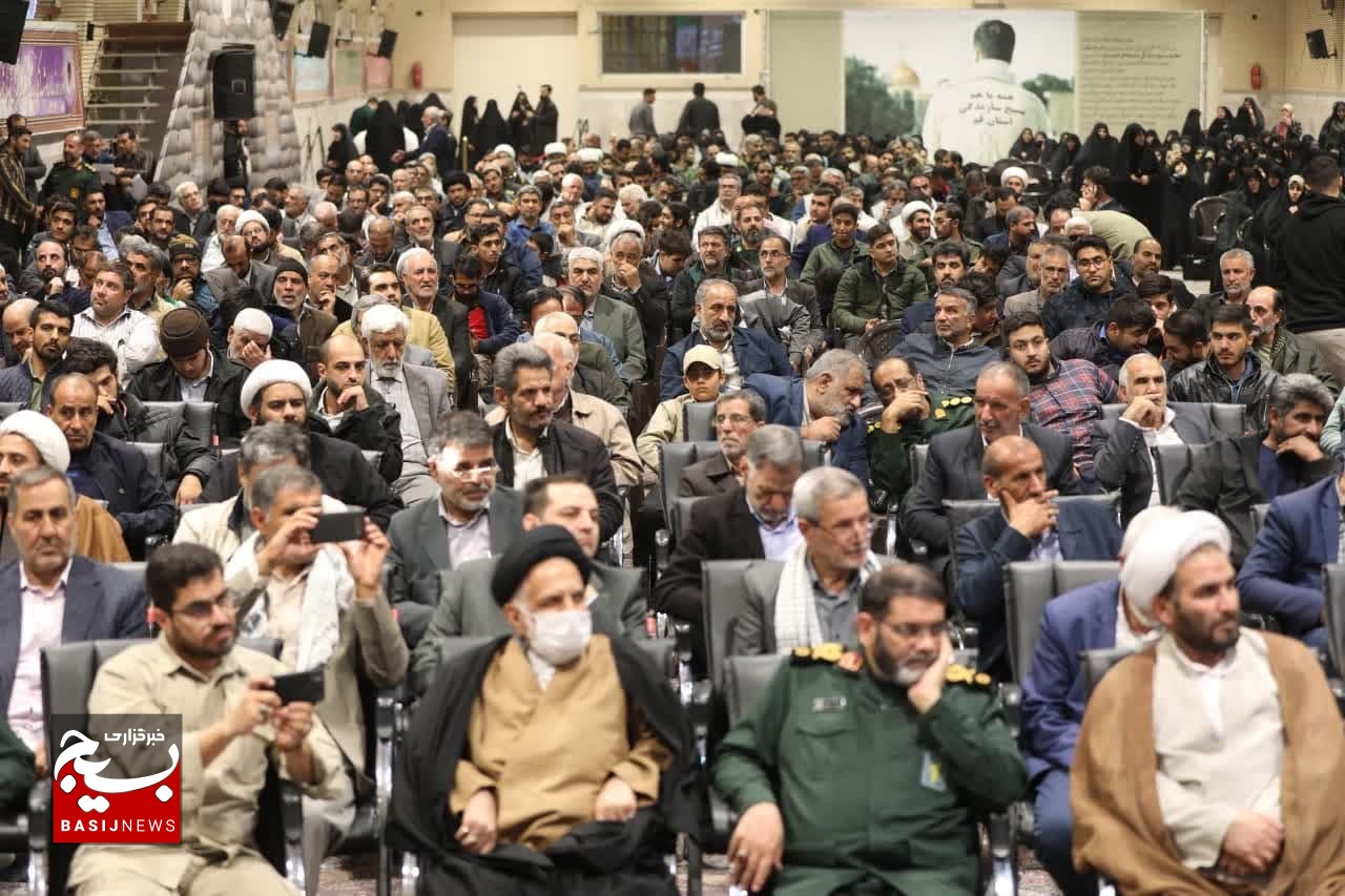 سازماندهی هزار و ۳۰۰ گروه جهادی در استان قم سازماندهی هزار و ۳۰۰ گروه جهادی در استان قم