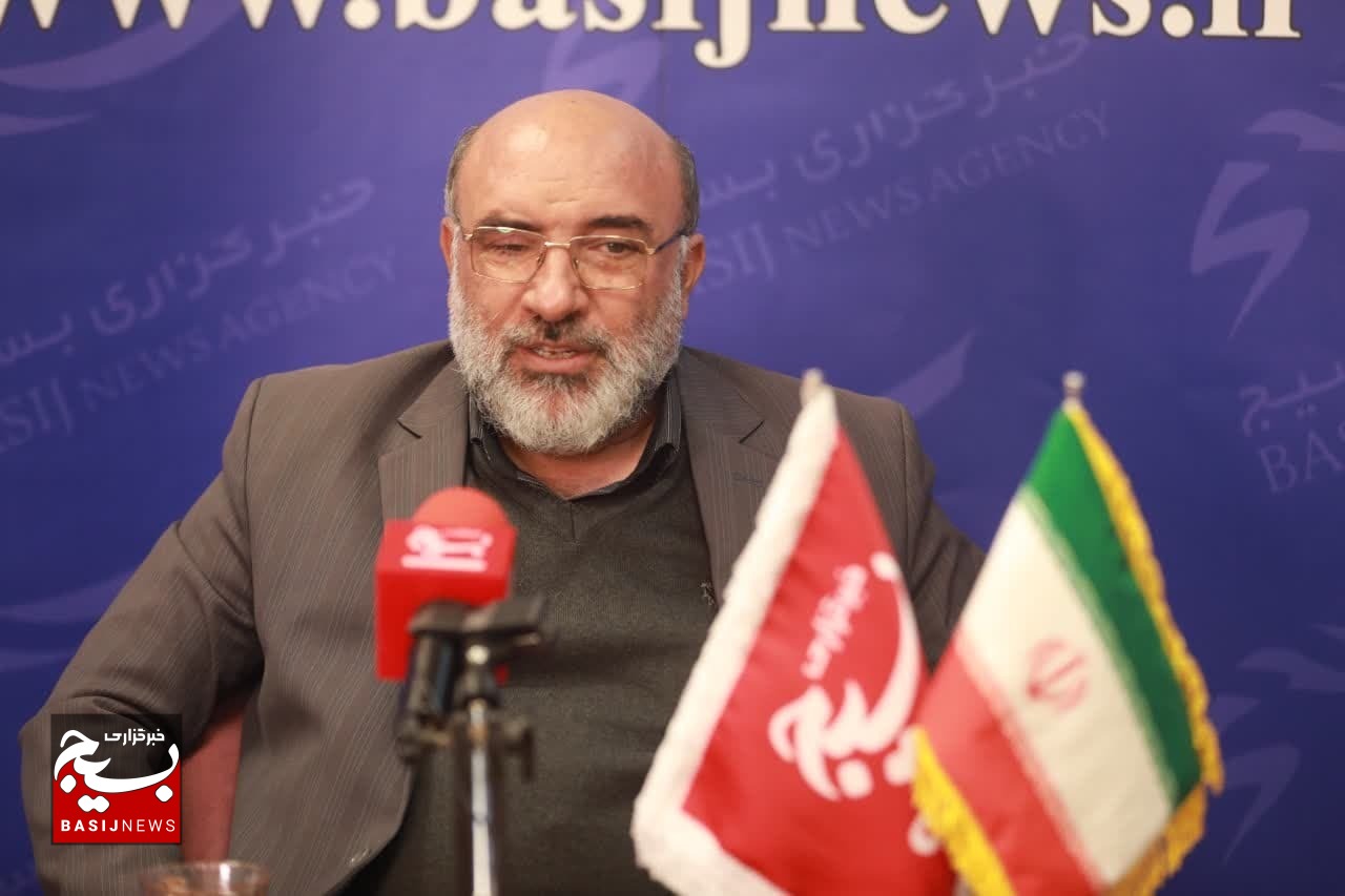 گردهمایی ذاکران و مداحان سراسر کشور برگزار میشود گردهمایی ذاکران و مداحان سراسر کشور برگزار میشود