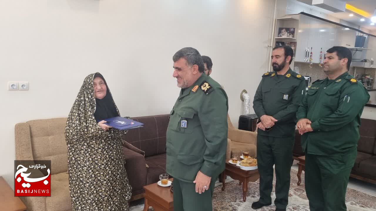 دیدارهای متفاوت فرمانده تیپ ۴۸ فتح در گچساران + ( تصاویر) دیدارهای متفاوت فرمانده تیپ ۴۸ فتح در گچساران + ( تصاویر)
