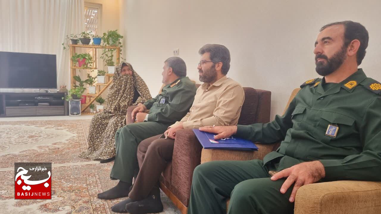 دیدارهای متفاوت فرمانده تیپ ۴۸ فتح در گچساران + ( تصاویر) دیدارهای متفاوت فرمانده تیپ ۴۸ فتح در گچساران + ( تصاویر)