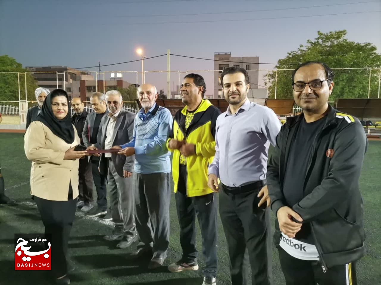 به میدان رفتن تیم قلمداران هنر جنوب به یاد شهید جلالی ریشهری